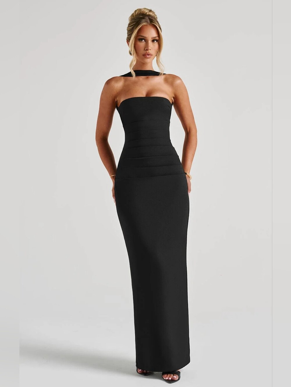 DRESS babyboo Vestido largo Yulia - Negro NWT $150 talla M